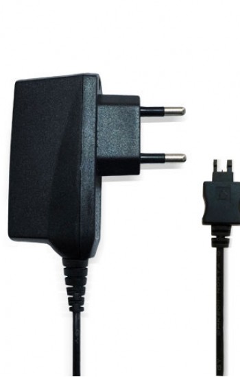 Sony K300-K700 Sabit Kablolu Şarj Aleti (Kutu)&hellip;